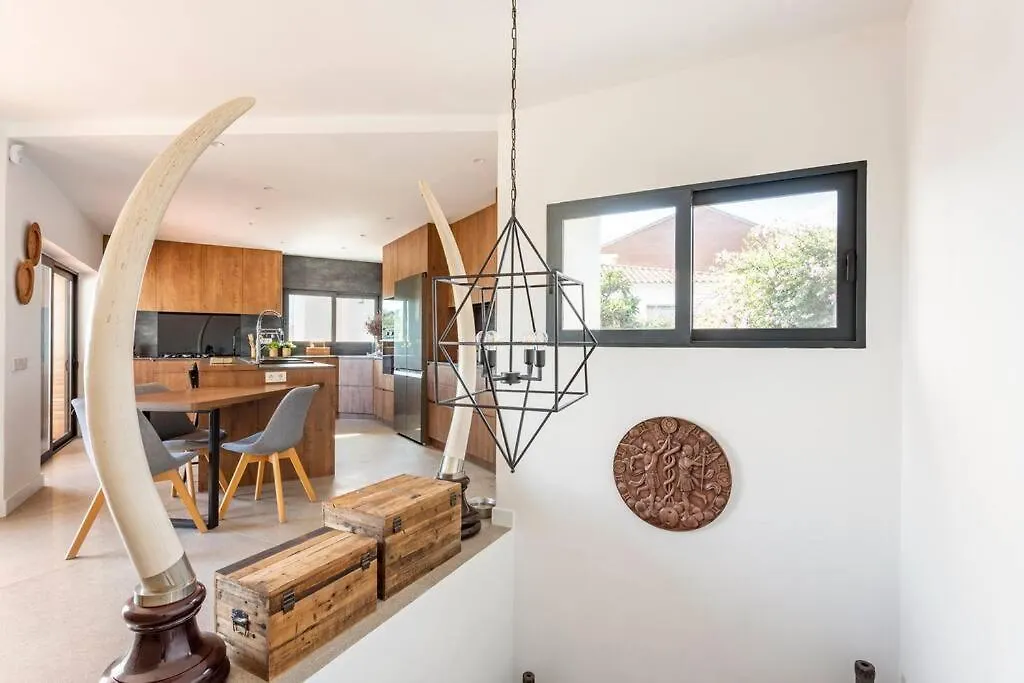 بيت للعطل Villa Sentiu. Hermoso Chalet غافا